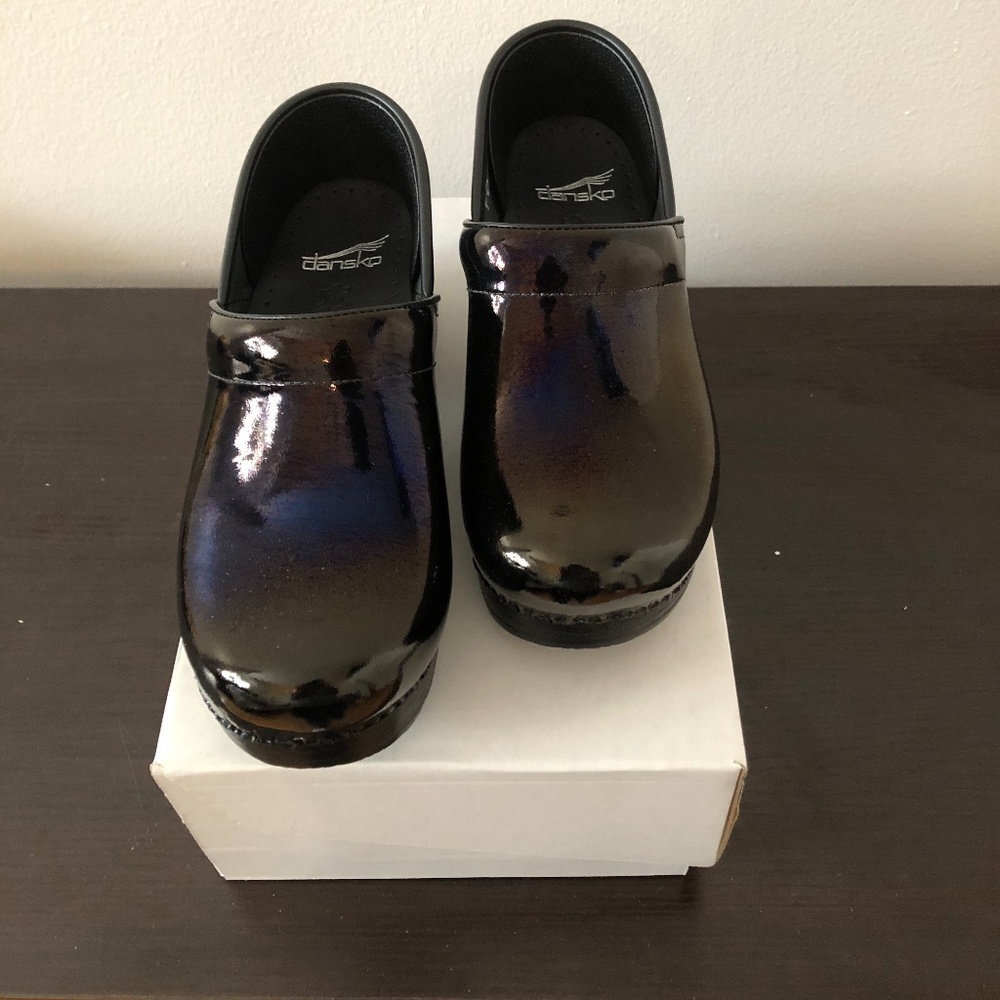 Dansko Professional Petrol Patent